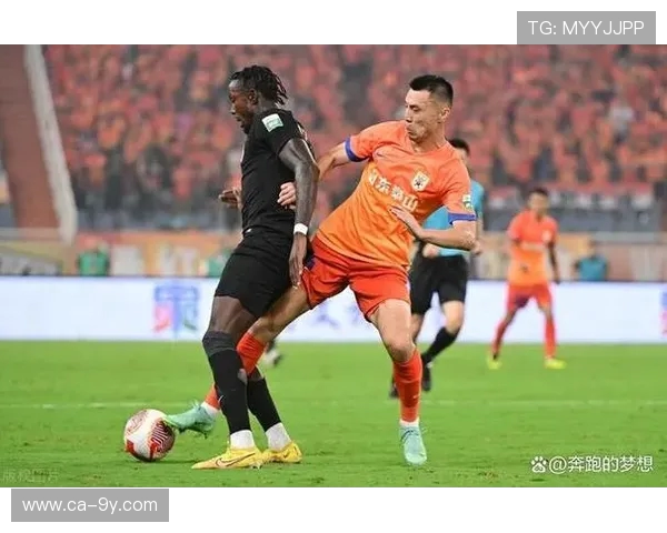 刘洋突遭足球重伤引发球队调整与赛季前景面临巨大未知挑战与严峻考验 刘洋突遭足球重伤引发球队调整与赛季前景面临巨大未知挑战与严峻考验